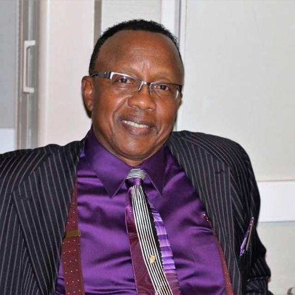 Meet your Posher, Stephen - Picture 1 of 1